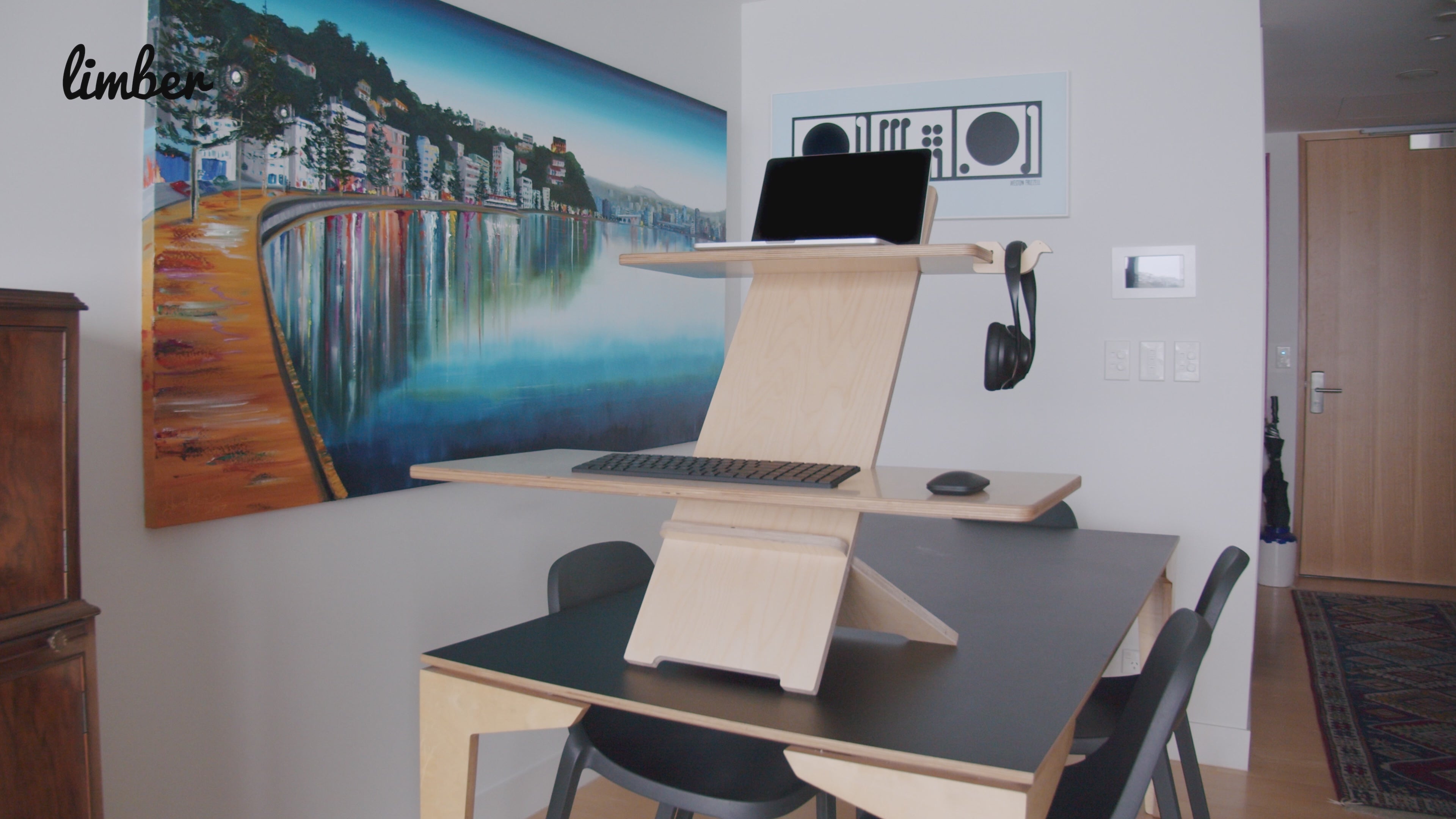 osteo recommended adjustable height office standing desk to reduce pain